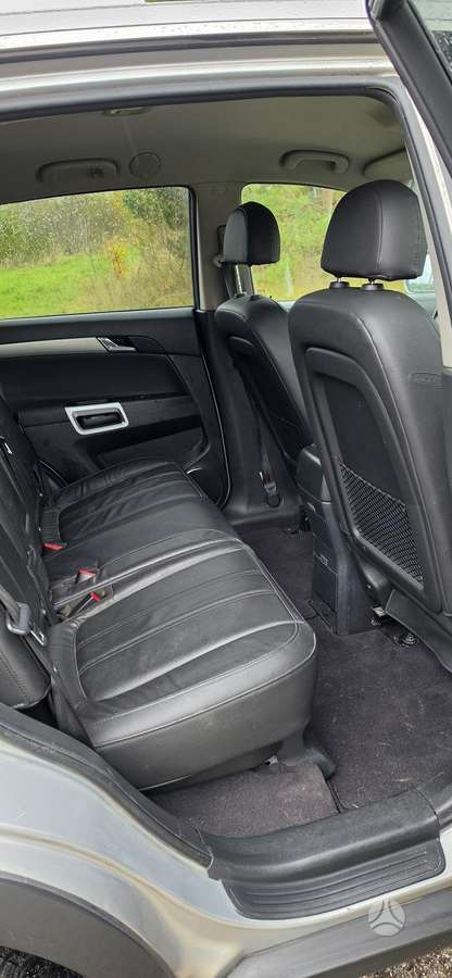 Opel Antara 2009 — photo 12