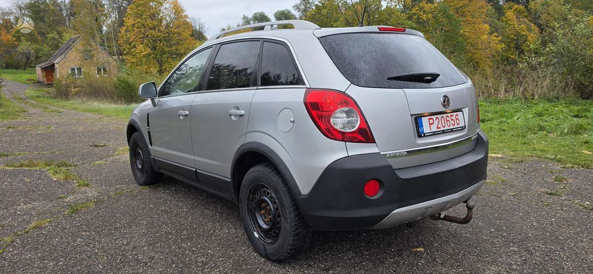 Opel Antara 2009 — photo 5