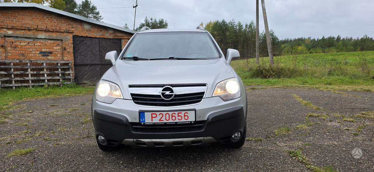 Opel Antara 2009 — photo 9
