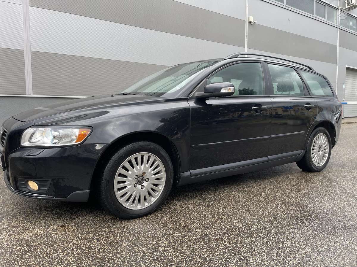 Volvo V50 2008 — photo 13