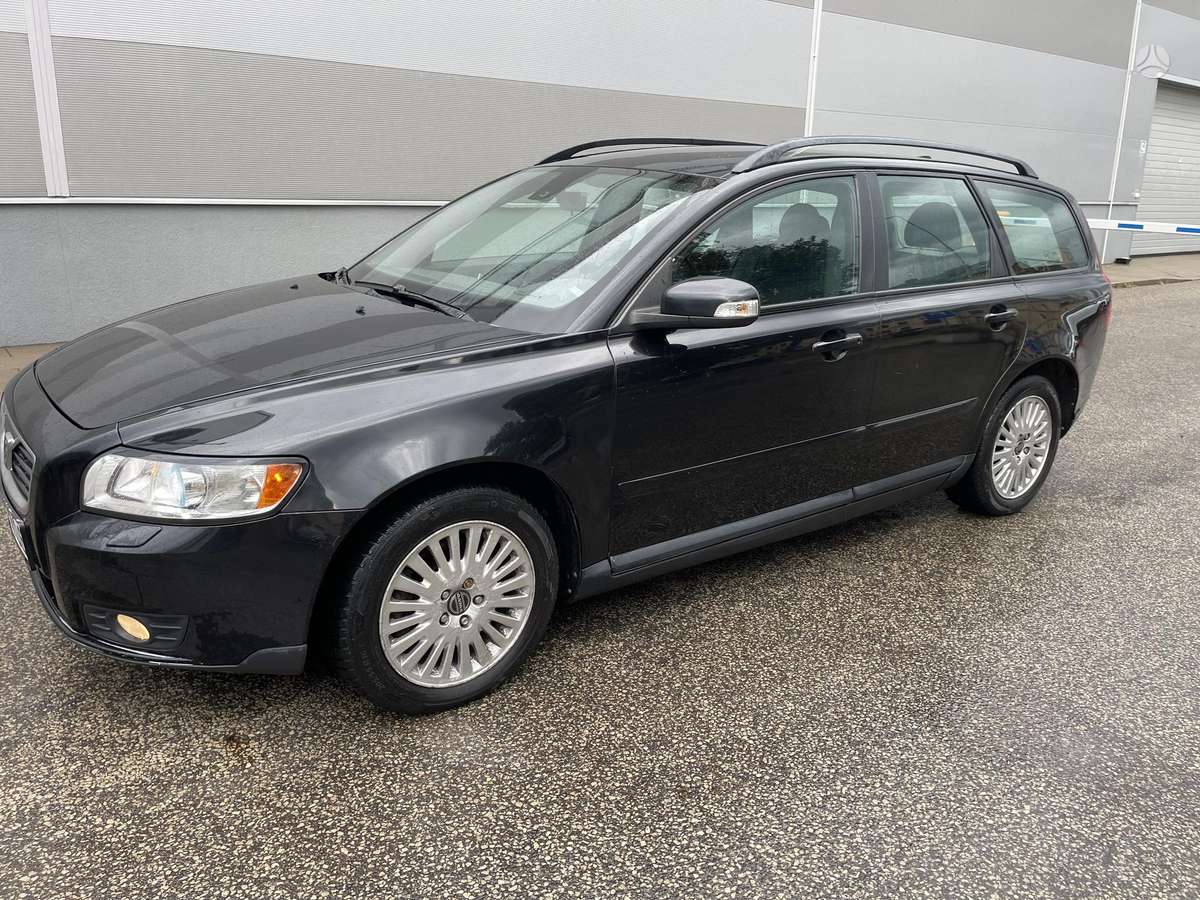 Volvo V50 2008 — photo 15