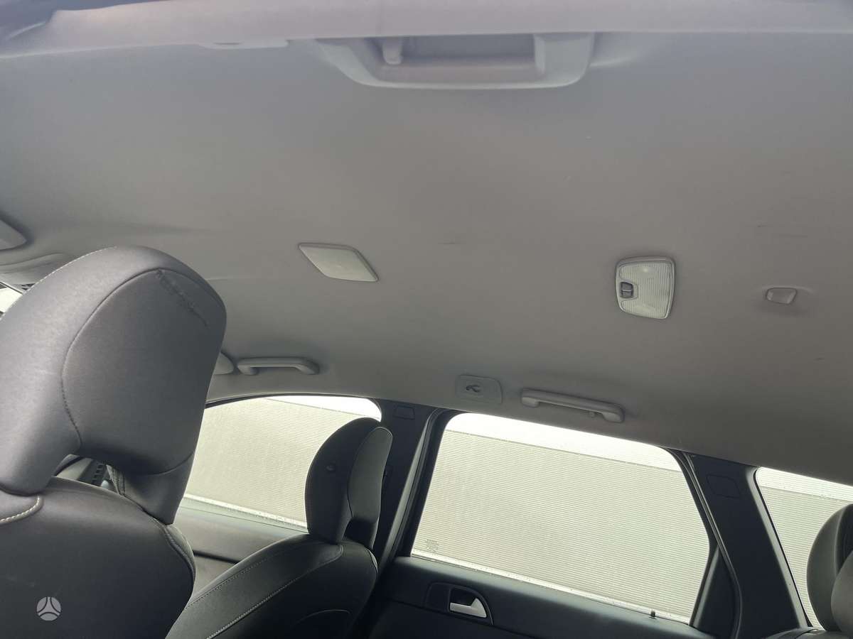 Volvo V50 2008 — photo 22