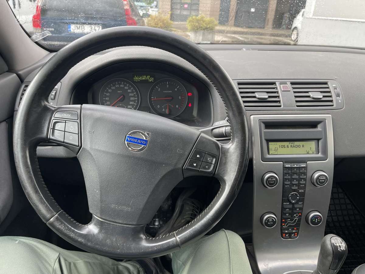 Volvo V50 2008 — photo 26