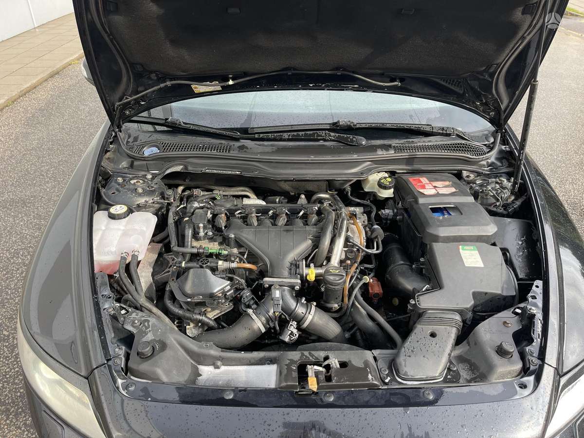 Volvo V50 2008 — photo 32