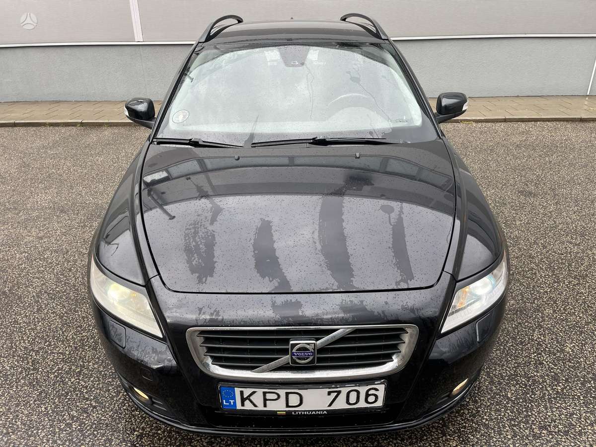 Volvo V50 2008 — photo 8