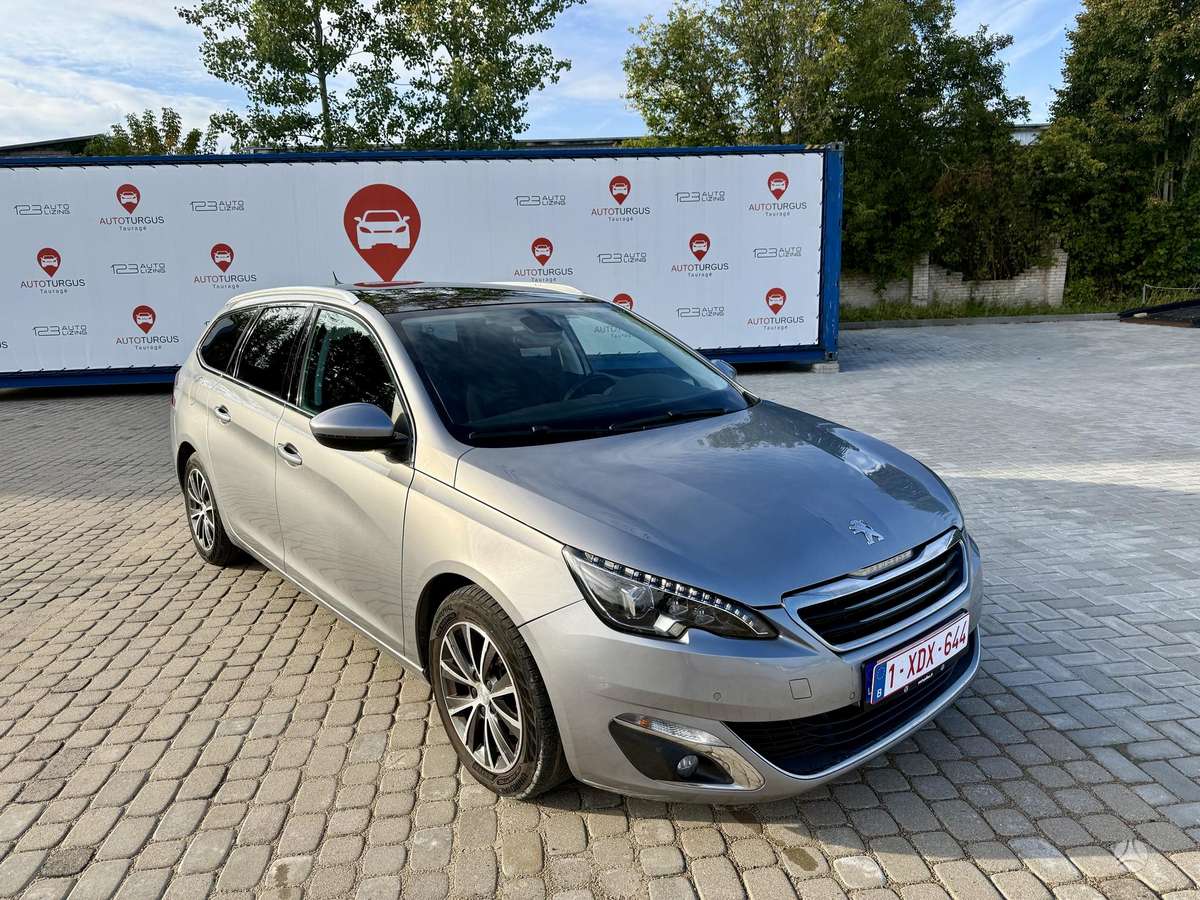 Peugeot 308 2015 — photo 16