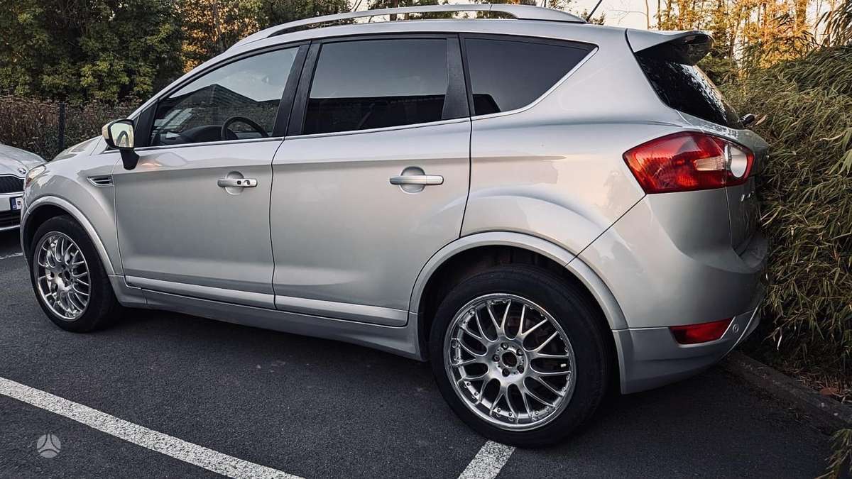 Ford Kuga 2010 — photo 23