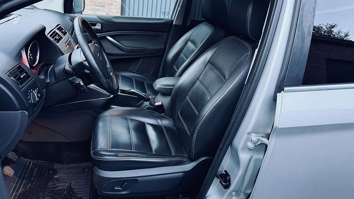 Ford Kuga 2010 — engine 1997 cm³, 140 HP (103kW)