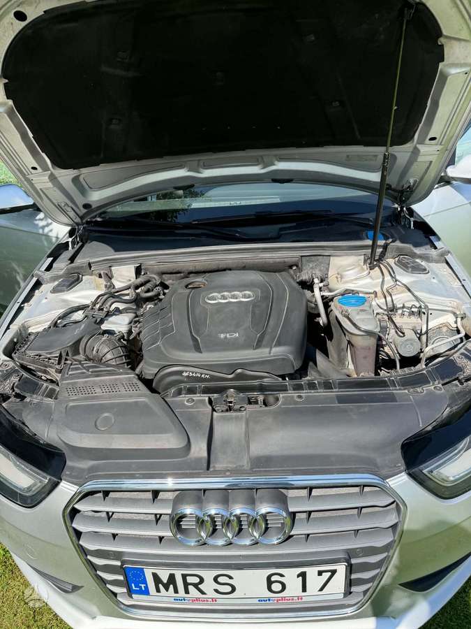 Audi A4 2013 — photo 10