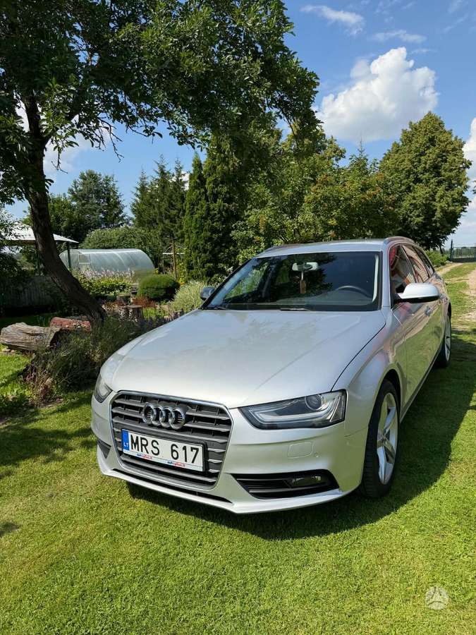 Audi A4 2013 — interior