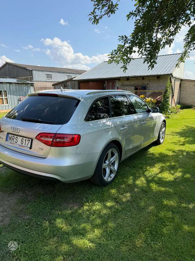 Audi A4 2013 — engine 1968 cm³, 177 HP (130kW)