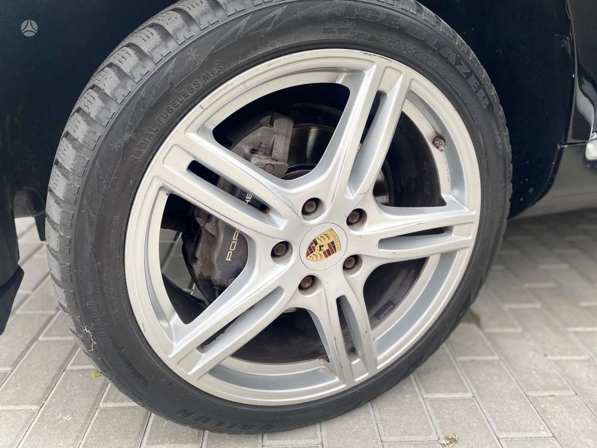 Porsche Cayenne 2004 — photo 20