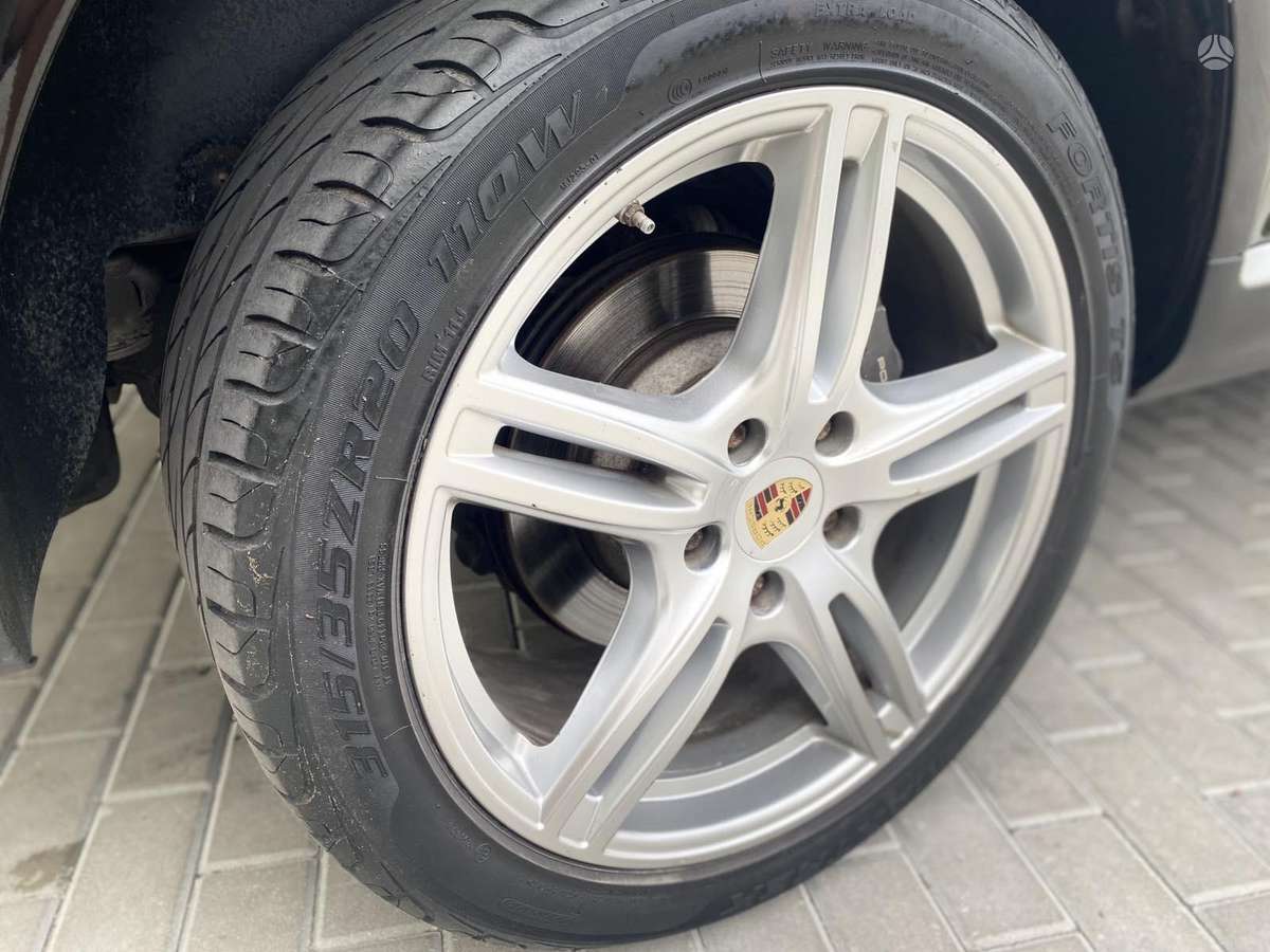 Porsche Cayenne 2004 — photo 23