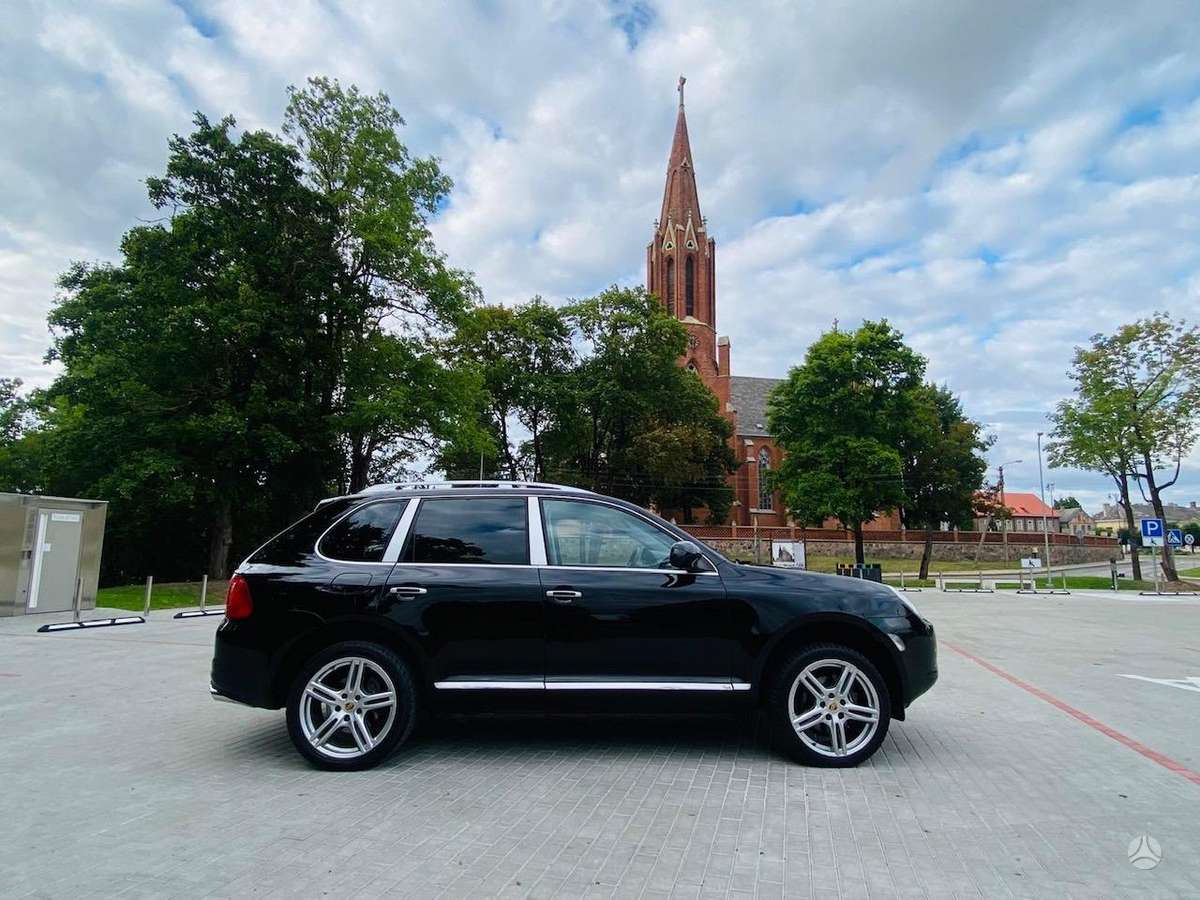 Porsche Cayenne 2004 — photo 25