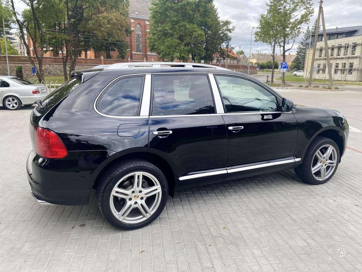 Porsche Cayenne 2004 — photo 6