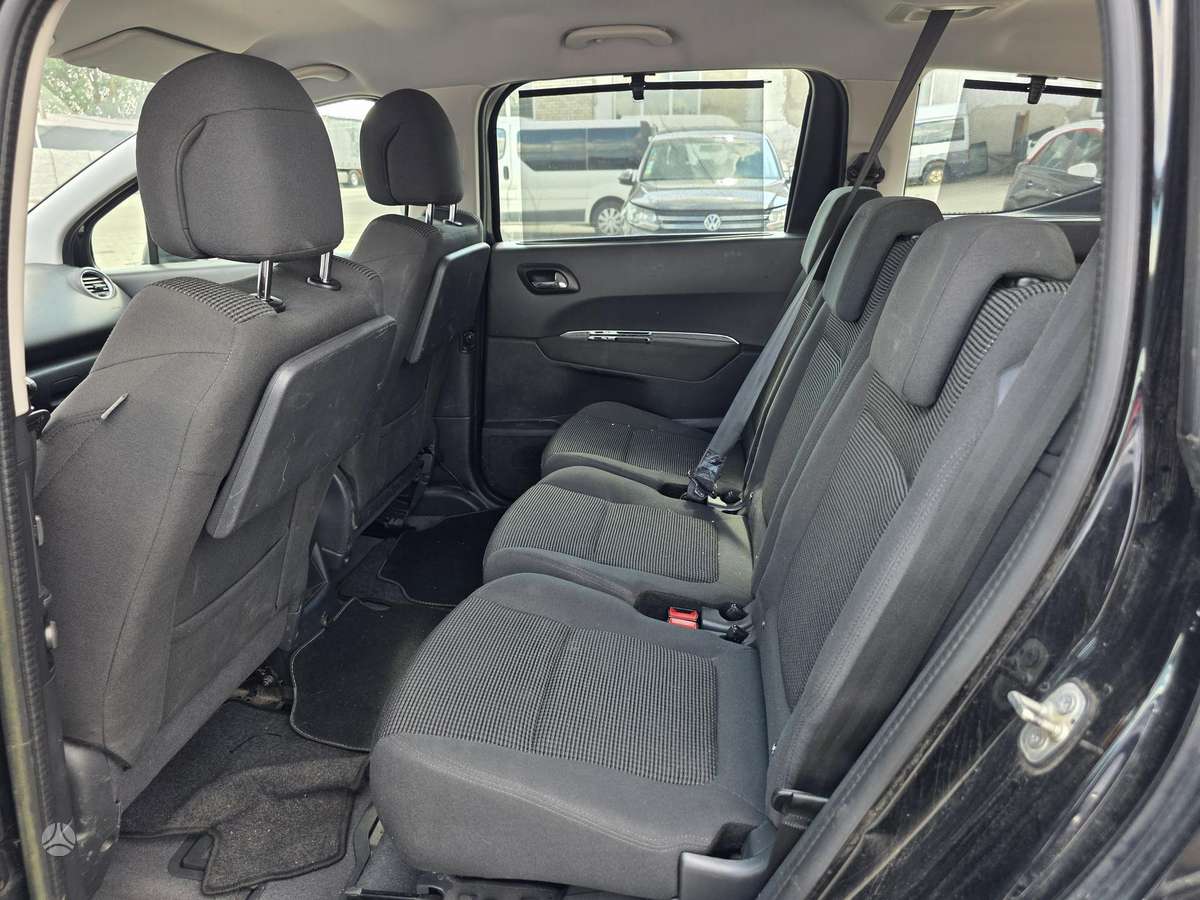 Peugeot 5008 2014 — photo 10