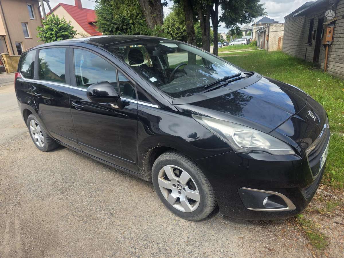 Peugeot 5008 2014 — photo 16