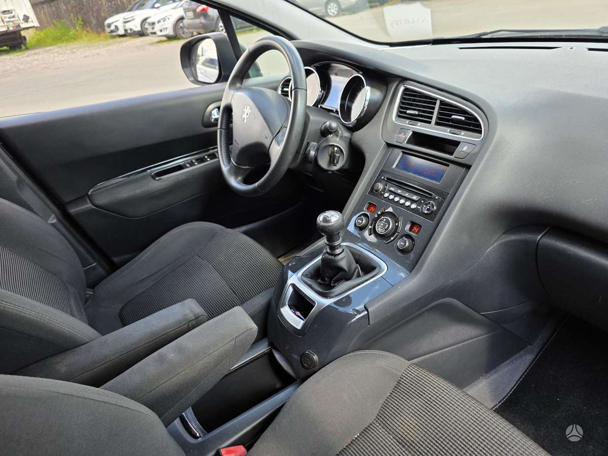 Peugeot 5008 2014 — photo 7