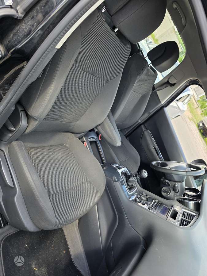 Peugeot 5008 2014 — photo 8