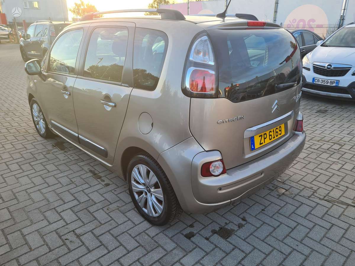 Citroen C3 2010 — engine 1600 cm³, 109 HP (80kW)