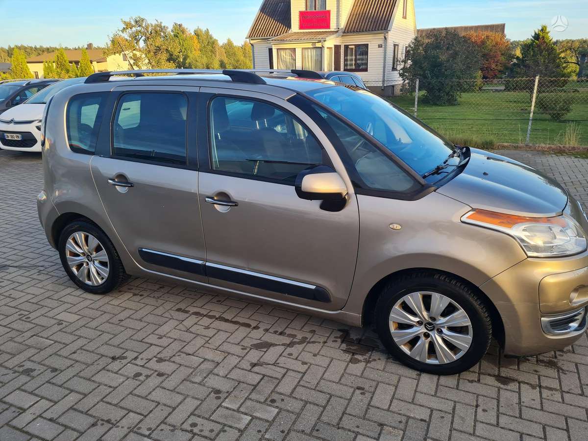 Citroen C3 2010 — photo 7