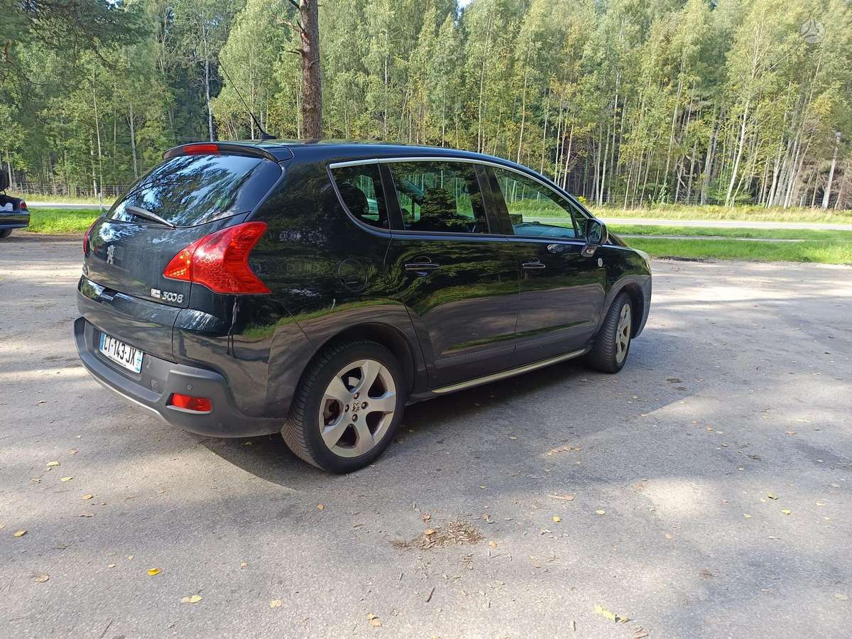 Peugeot 3008 2013 — engine 1997 cm³, 150 HP (110kW)