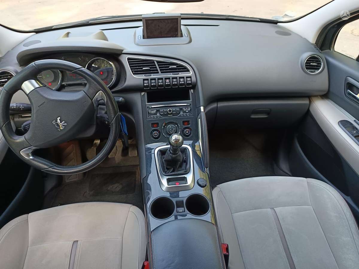 Peugeot 3008 2013 — photo 7