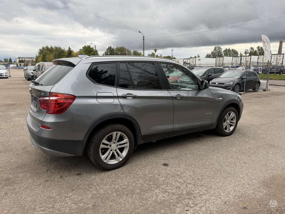 BMW X3 2012 — engine 1995 cm³, 163 HP (120kW)