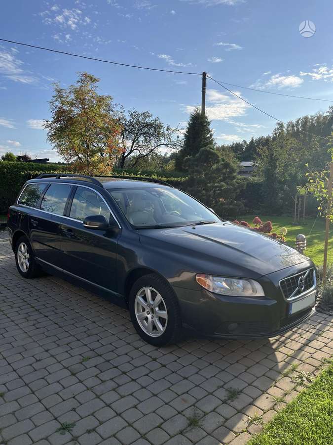 Volvo V70 2012 — двигун 1984 cm³, 163 HP (120kW)