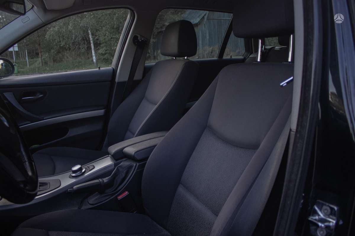 BMW 320 2008 — photo 11