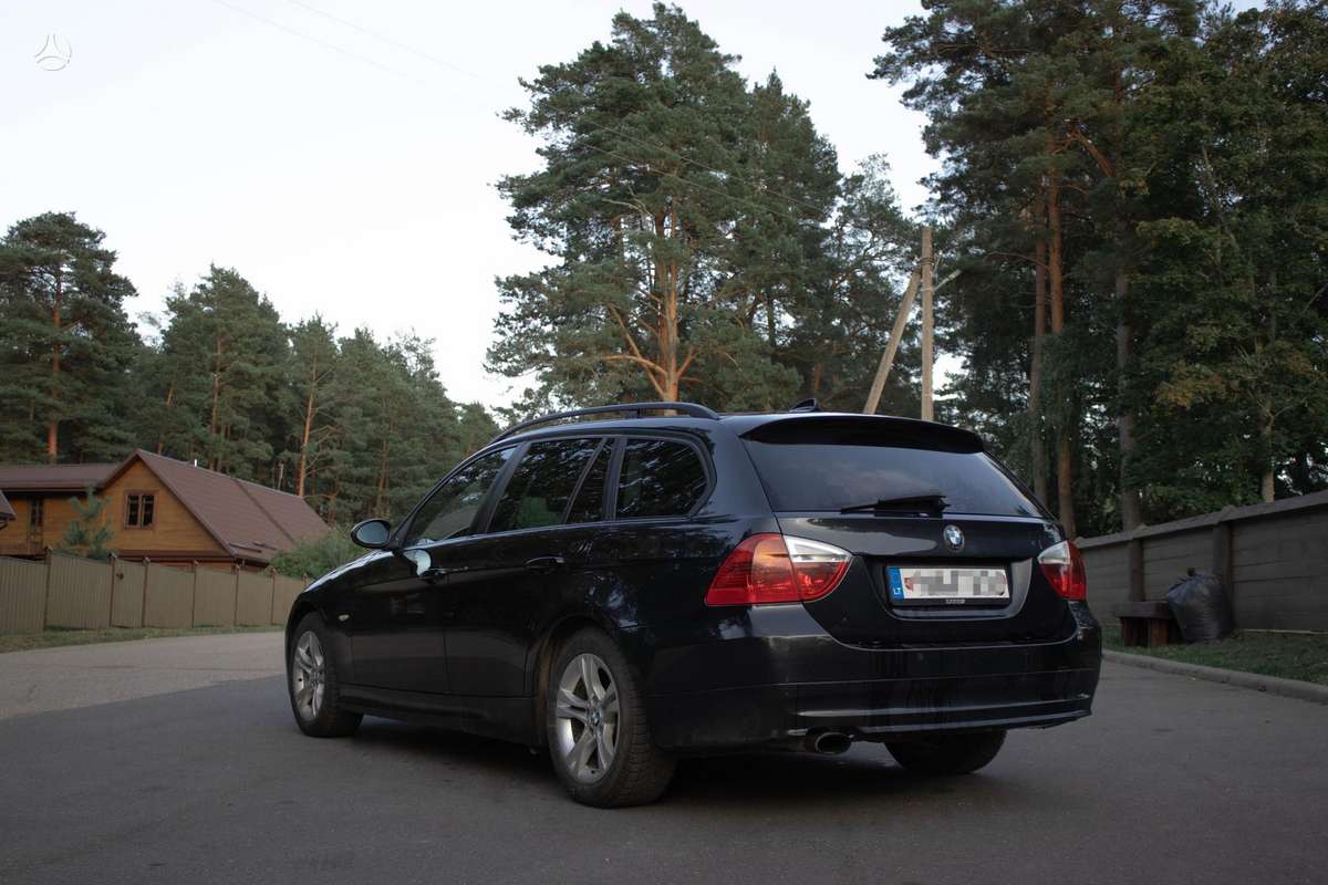 BMW 320 2008 — photo 6
