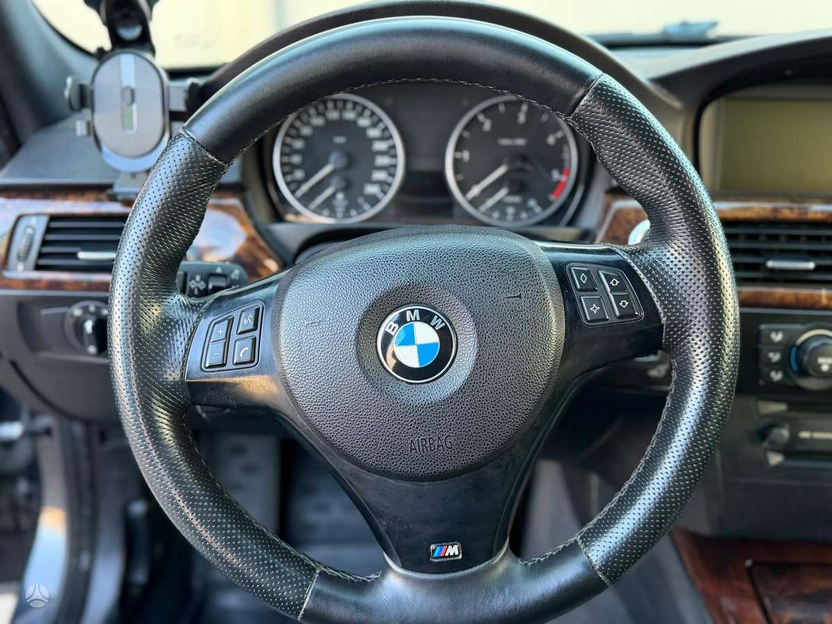 BMW 320 2006 — photo 15
