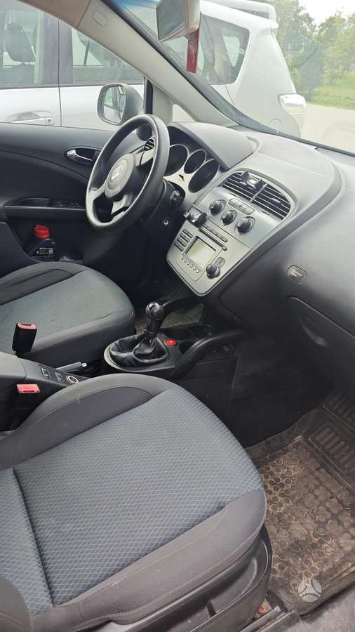 Seat Altea 2007 — салон