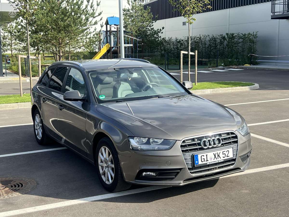 Audi A4 2013 — engine 1968 cm³, 150 HP (110kW)