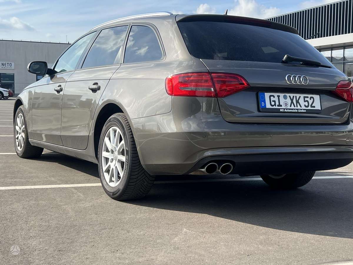 Audi A4 2013 — photo 8