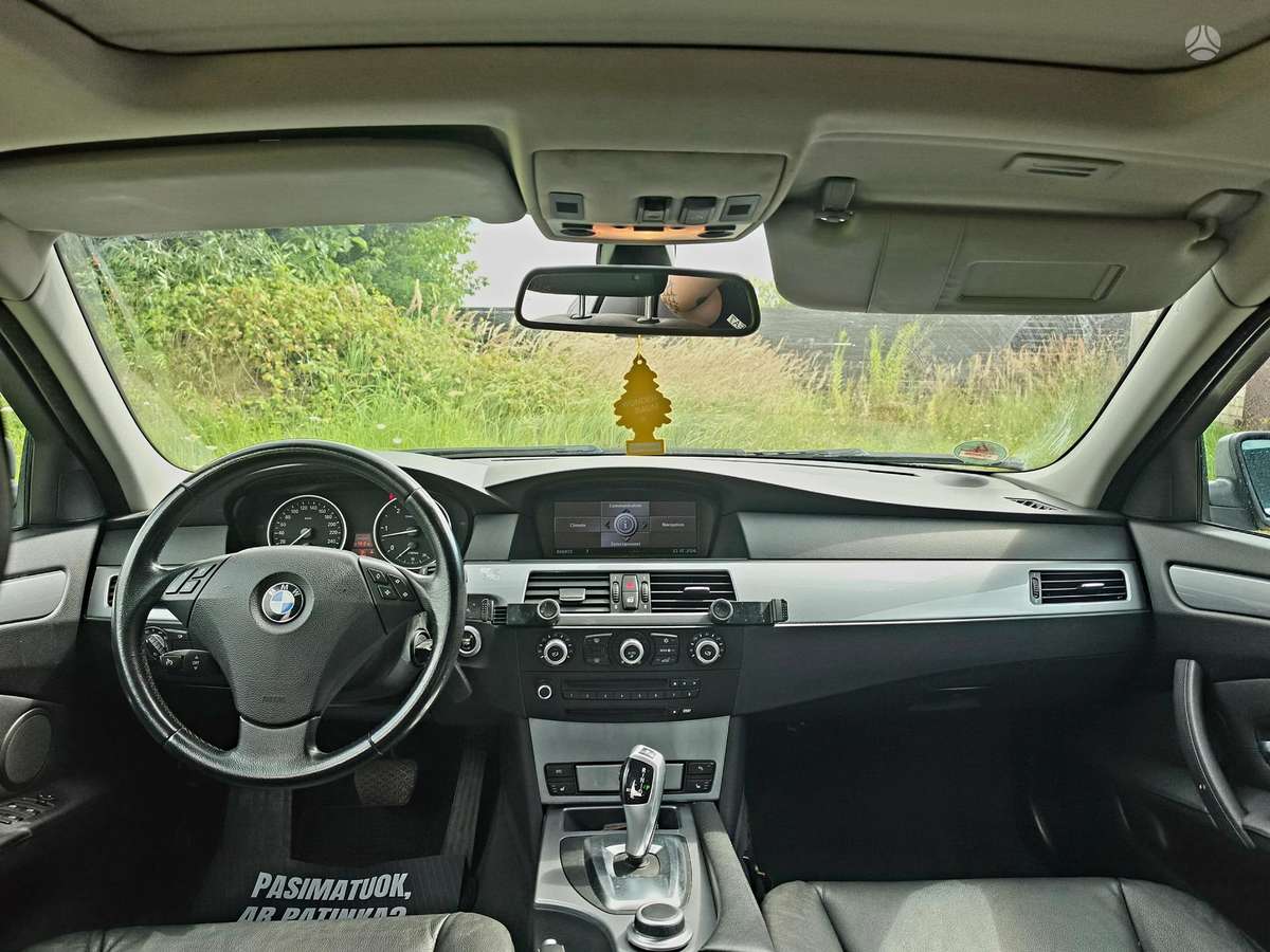 BMW 525 2008 — photo 11