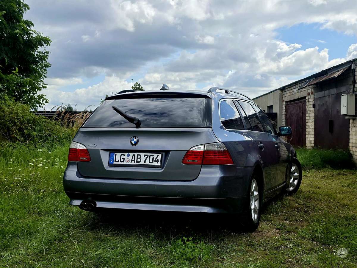 BMW 525 2008 — engine 2993 cm³, 197 HP (145kW)