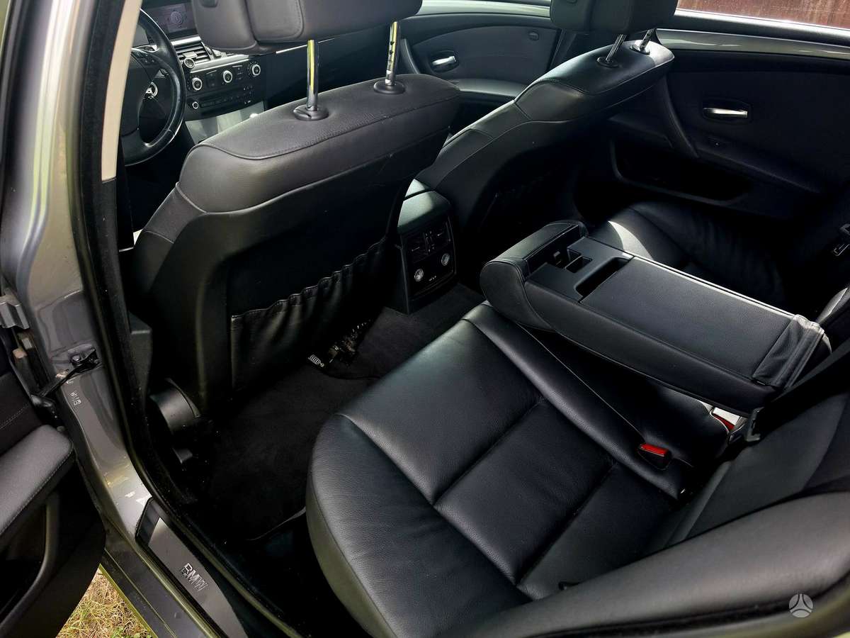 BMW 525 2008 — photo 9