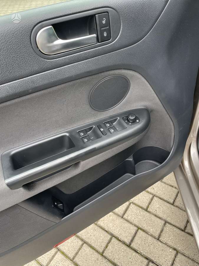 Volkswagen Golf 2013 — photo 12