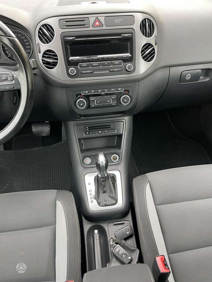 Volkswagen Golf 2013 — photo 17