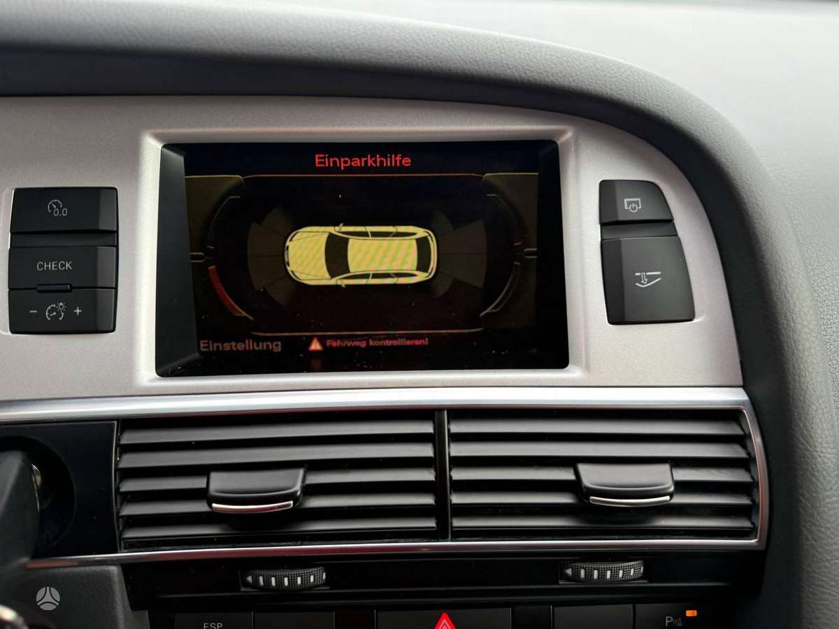 Audi A6 2010 — photo 19