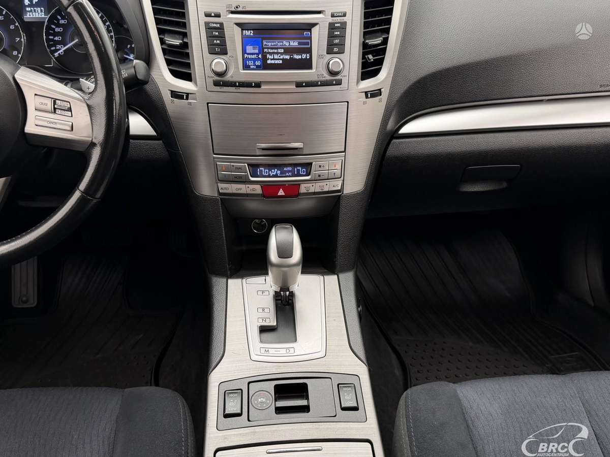 Subaru Outback 2013 — photo 18