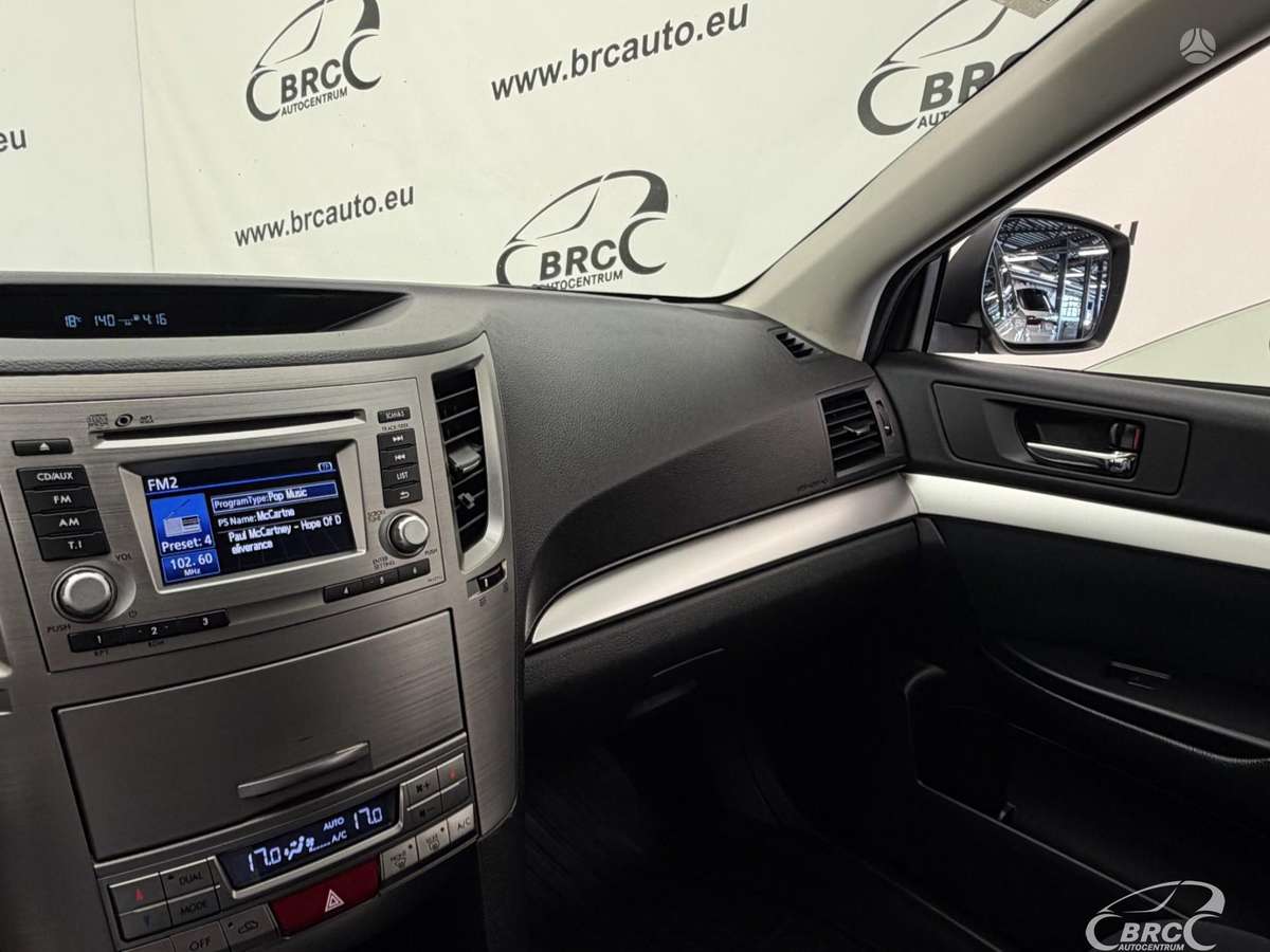 Subaru Outback 2013 — photo 26