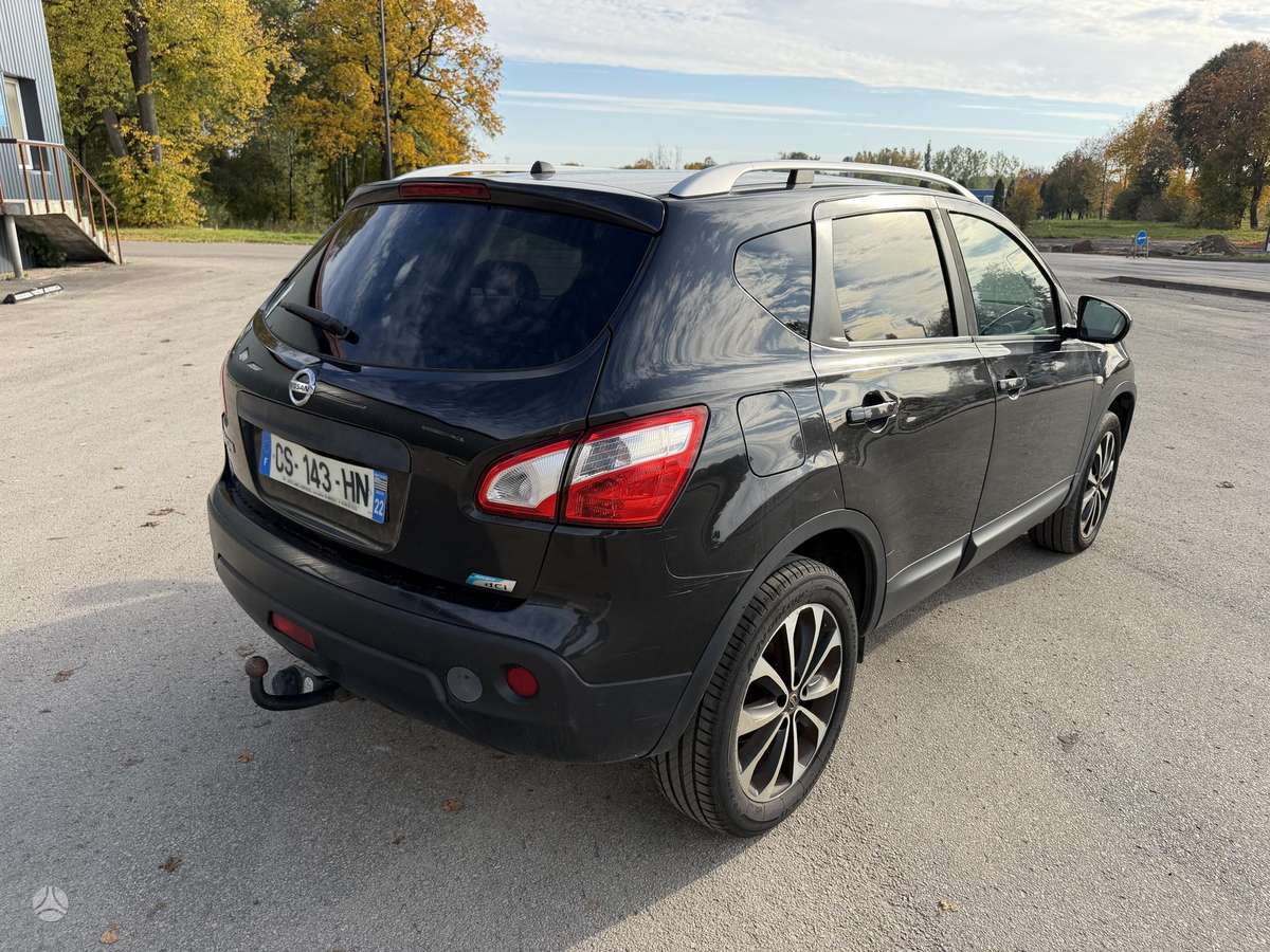 Nissan Qashqai 2013 — двигун 1598 cm³, 131 HP (96kW)