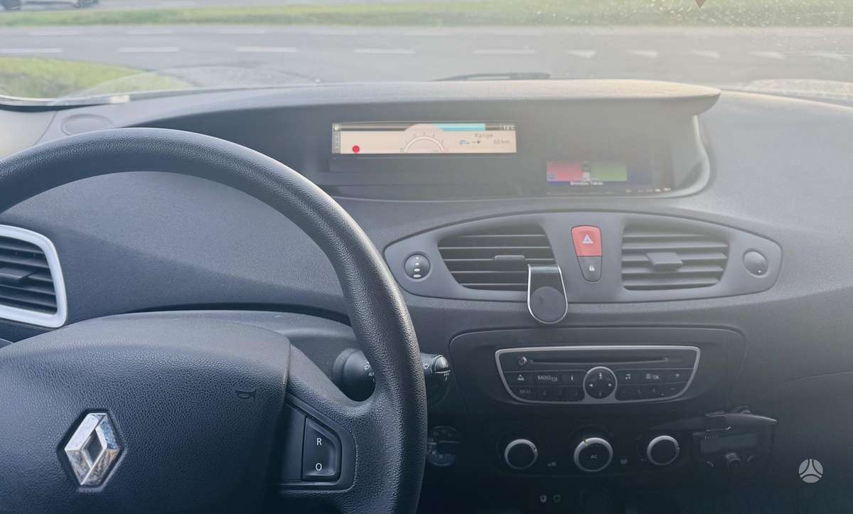 Renault Megane 2009 — photo 5