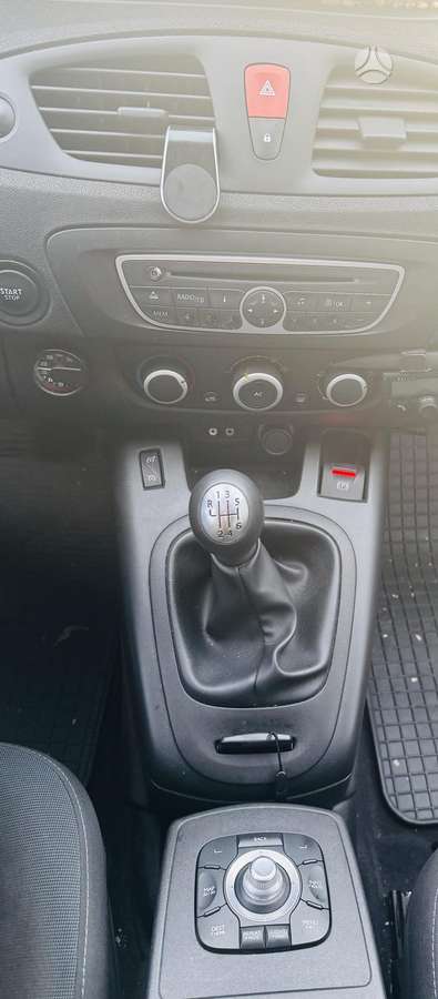 Renault Megane 2009 — photo 6