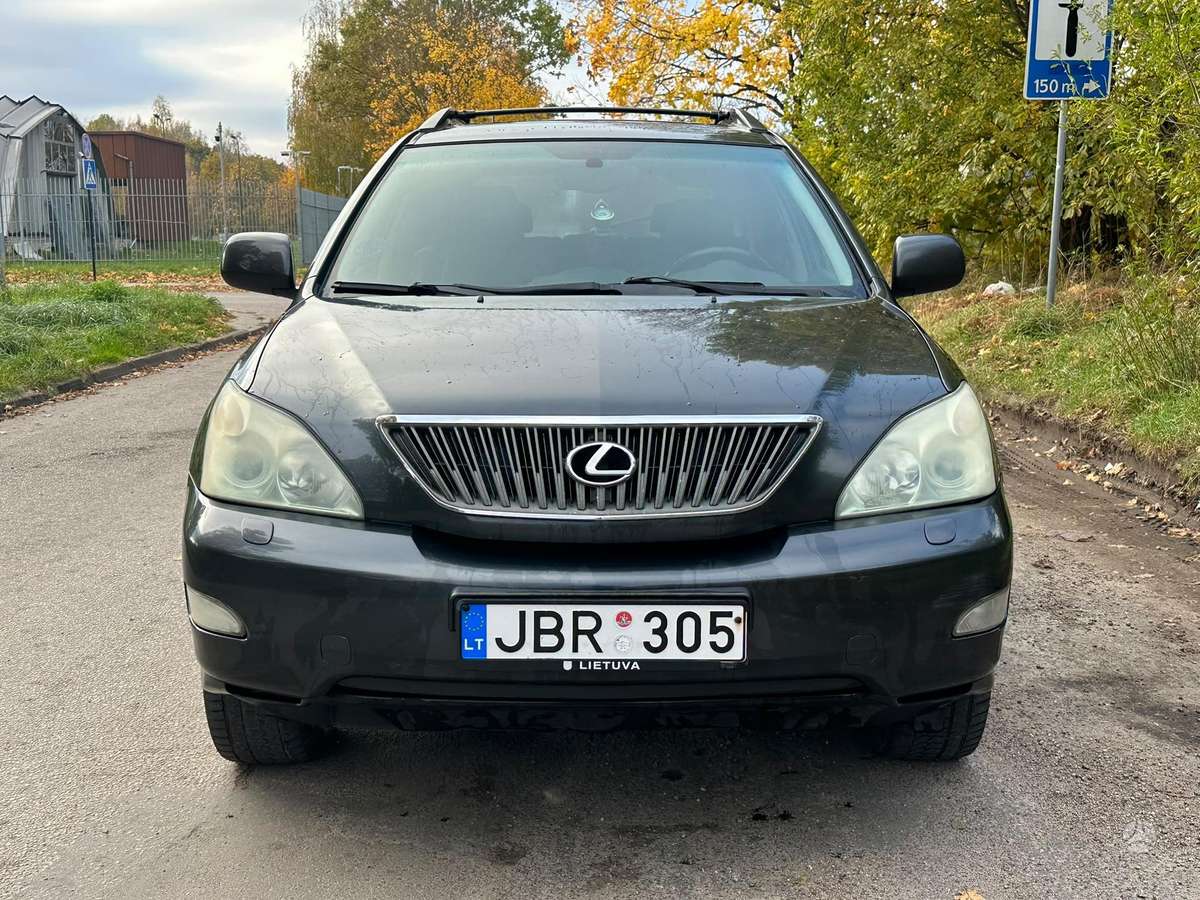 Lexus RX 2005 — вигляд ззаду