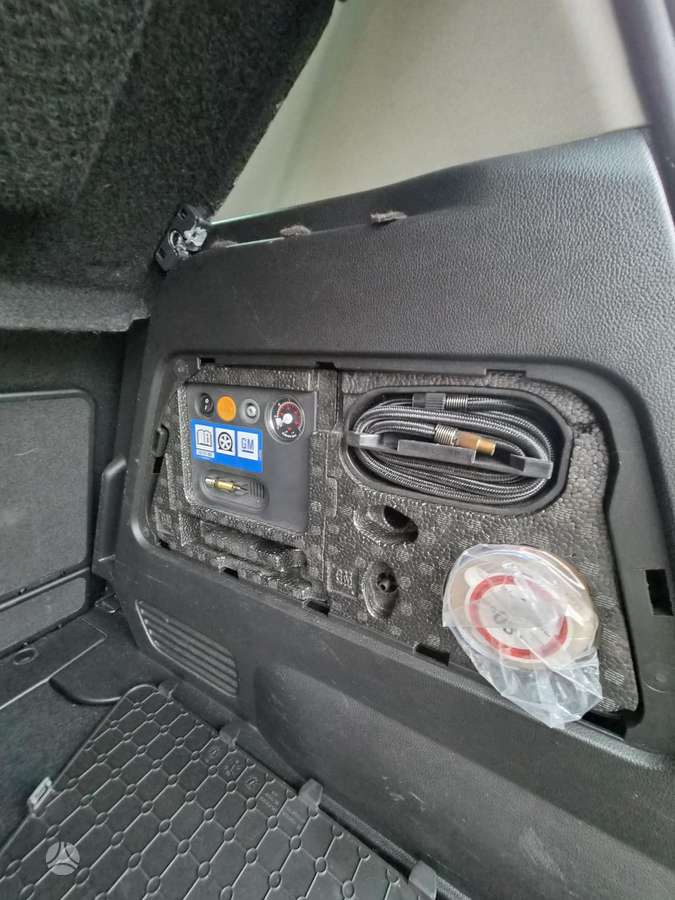 Opel Meriva 2012 — photo 21