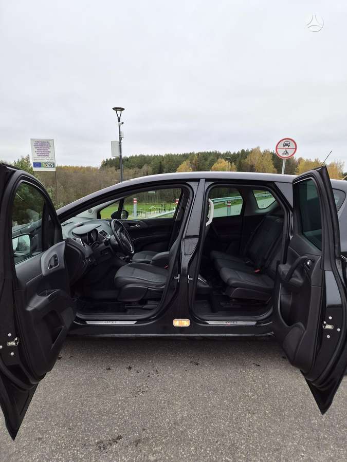 Opel Meriva 2012 — engine 1364 cm³, 120 HP (88kW)