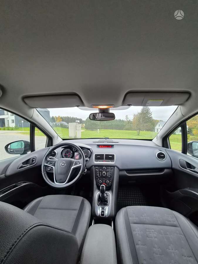 Opel Meriva 2012 — photo 8